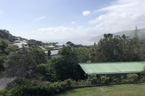 Photo of property in 2 Raroa Place, Pukerua Bay, 5026