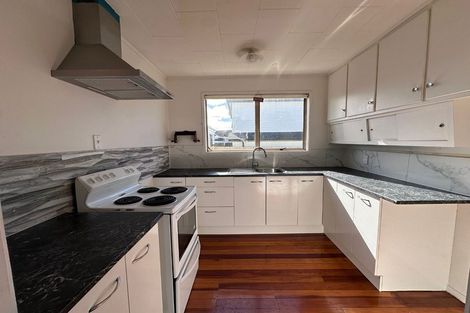 Photo of property in 180 Mahia Road, Wattle Downs, Auckland, 2103