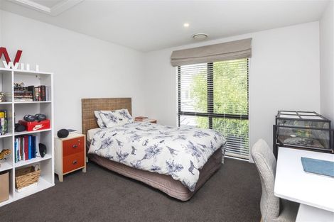 Photo of property in 28 Hawthorne Street, Strowan, Christchurch, 8052