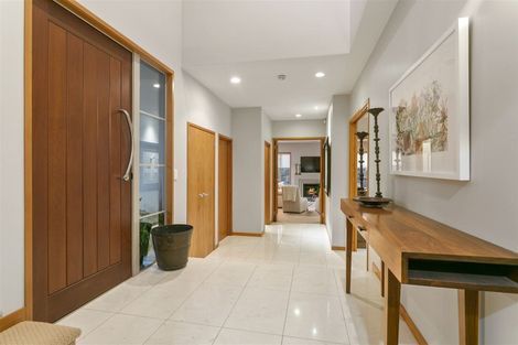 Photo of property in 4a Saltburn Road, Milford, Auckland, 0620