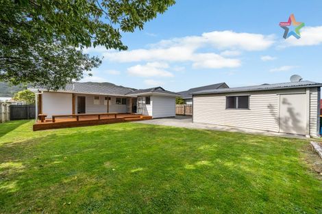 Photo of property in 335 Wellington Road, Wainuiomata, Lower Hutt, 5014