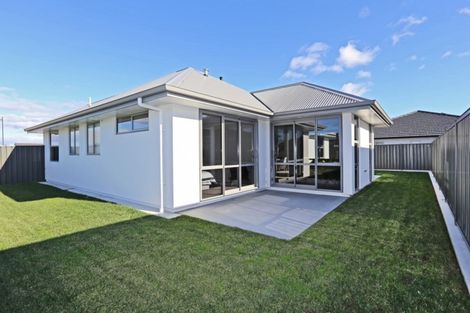 Photo of property in 18 Pelorus Avenue, Poraiti, Napier, 4112