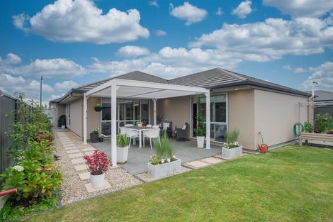 Photo of property in 9 Manganui Place, Te Awa, Napier, 4110