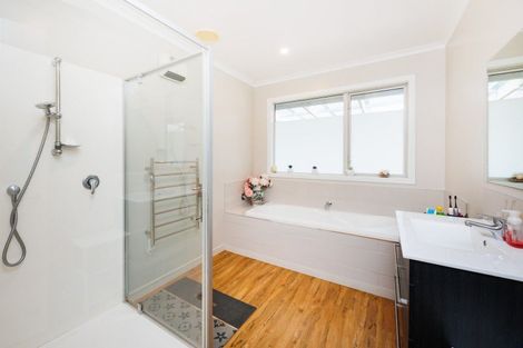 Photo of property in 37 Branksome Place, Aokautere, Palmerston North, 4471