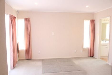 Photo of property in 26 Ballycullanie Place, Dannemora, Auckland, 2016