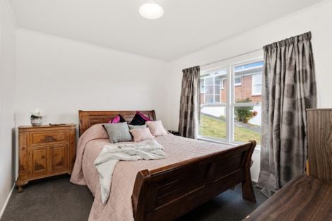 Photo of property in 1/22 Velma Road, Hillcrest, Auckland, 0627