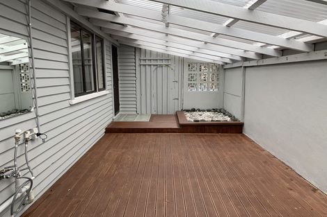 Photo of property in 41 Forrest Hill Road, Milford, Auckland, 0620