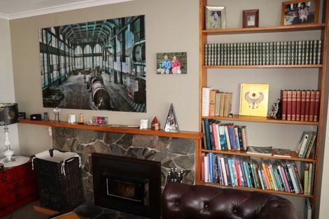 Photo of property in 65 Gorge Road, Maungaturoto, 0520