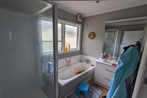 Photo of property in 83 Helston Road, Paparangi, Wellington, 6037