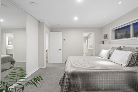 Photo of property in 1 Aldermen Avenue, Papamoa Beach, Papamoa, 3118