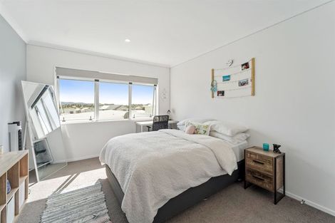 Photo of property in 21 Tyler Davies Drive, Red Beach, 0932