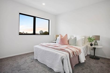 Photo of property in 363d Bucklands Beach Road, Bucklands Beach, Auckland, 2012