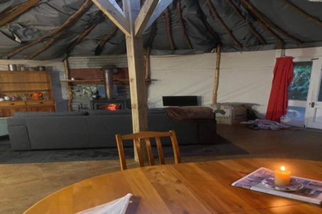 Photo of property in 4 Te Pahi River Drive, Paparoa, Maungaturoto, 0583