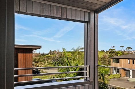 Photo of property in 7 Ruku Street, Long Bay, Auckland, 0630