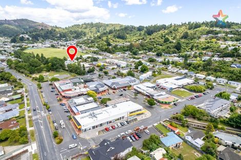 Photo of property in 14 Young Grove, Stokes Valley, Lower Hutt, 5019