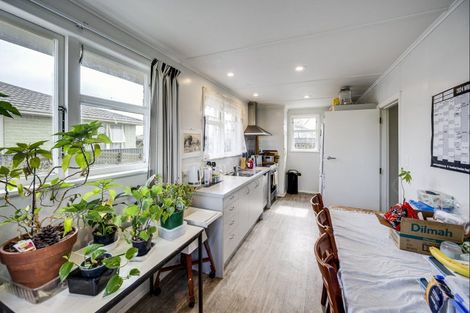 Photo of property in 70 Wilson Road, Flaxmere, Hastings, 4120