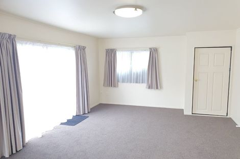 Photo of property in 24/24 Eastglen Road, Glen Eden, Auckland, 0602