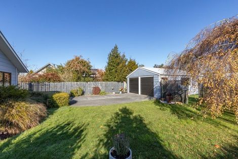 Photo of property in 25 Burnett Street, Oxford, 7430