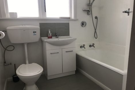 Photo of property in 33 Leicester Street, Cannons Creek, Porirua, 5024