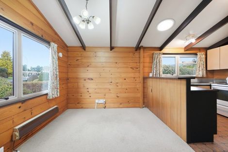 Photo of property in 6 Waimate Crescent, Tokoroa, 3420
