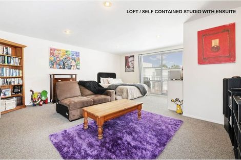 Photo of property in 198 Porchester Road, Takanini, 2112