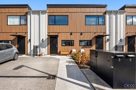 Photo of property in 3 Reakes Crescent, Wallaceville, Upper Hutt, 5018