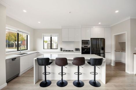 Photo of property in 10 Kapua Crescent, Rototuna North, Hamilton, 3210