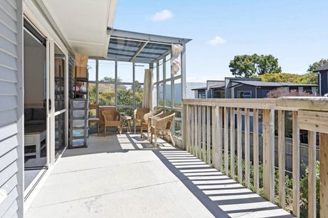 Photo of property in 39 Newington Road, Henderson, Auckland, 0612