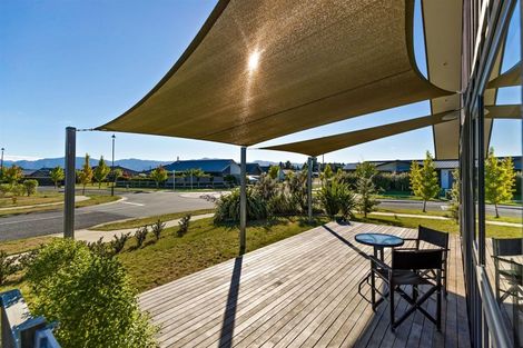 Photo of property in 60 Sherwin Avenue, Albert Town, Wanaka, 9305