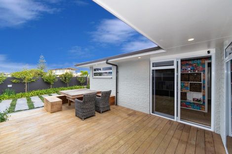 Photo of property in 1 Alfred Street, Westshore, Napier, 4110