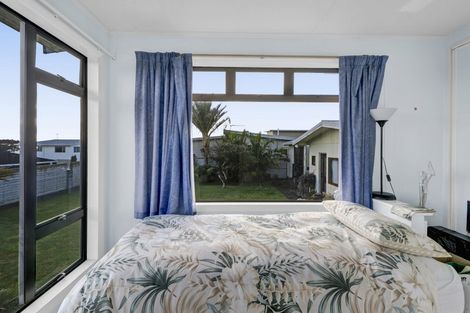 Photo of property in 27 Fitzroy Road, Fitzroy, New Plymouth, 4312