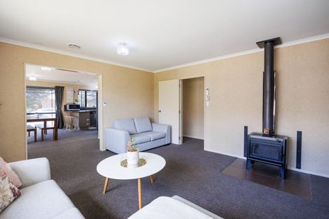 Photo of property in 10 Boston Parade, Kelvin Grove, Palmerston North, 4414
