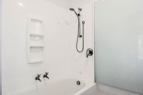 Photo of property in 2/42 Heywood Terrace, Richmond, Christchurch, 8013