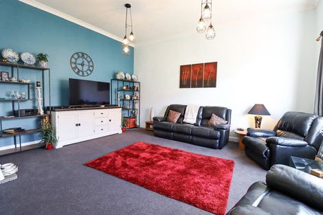 Photo of property in 14 Grant Street, Dannevirke, 4930