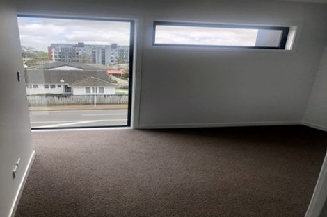 Photo of property in Frank Sargeson Apts, 202/74 Anzac Street, Takapuna, Auckland, 0622