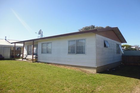 Photo of property in 6a Kilkee Terrace, Flaxmere, Hastings, 4120