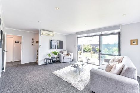 Photo of property in 13 Kamahi Street, Castlecliff, Whanganui, 4501
