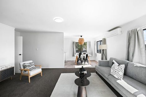 Photo of property in 12 Lloyd Drive, Nawton, Hamilton, 3200