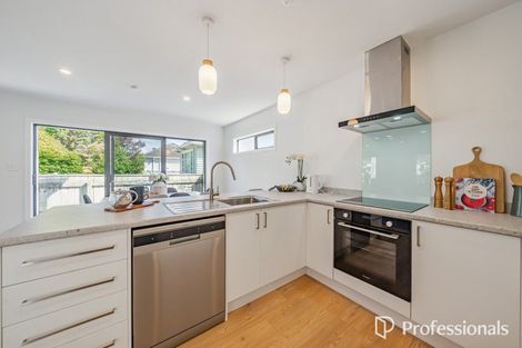 Photo of property in 24b Wainuiomata Road, Wainuiomata, Lower Hutt, 5014