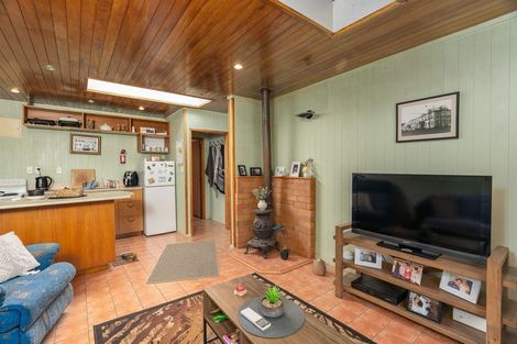 Photo of property in 132 Oakura Road, Oakura, Hikurangi, 0184