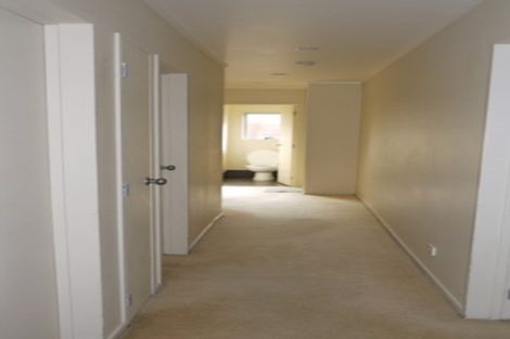 Photo of property in 5a Everingham Place, Sunnyhills, Auckland, 2010