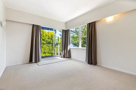 Photo of property in 12 Kelston Street, New Lynn, Auckland, 0600