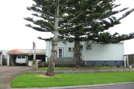 Photo of property in 17 Aubrey Street, Waitara, 4320