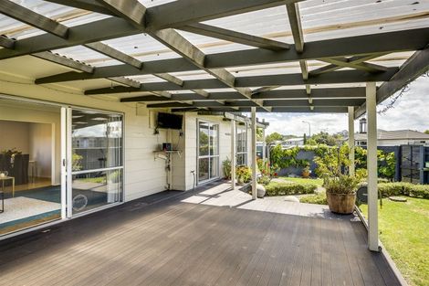 Photo of property in 1 Norfolk Street, Tamatea, Napier, 4112