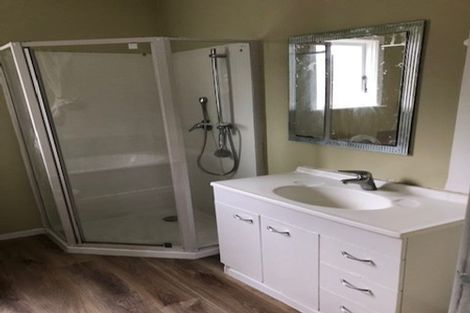 Photo of property in 357 Main Road, Tawa, Wellington, 5028