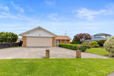 Photo of property in 3 Hinton Place, Pyes Pa, Tauranga, 3112