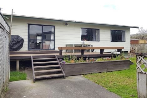 Photo of property in 2/20 Kamara Road, Glen Eden, Auckland, 0602