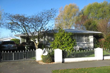 Photo of property in 20 Ramore Place, Redwood, Christchurch, 8051