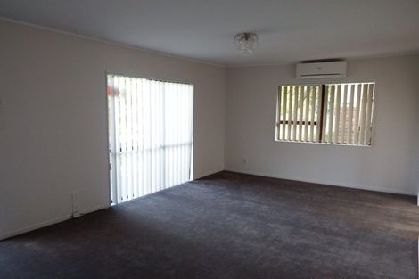 Photo of property in 1/125 Thelma Crescent, Torbay, Auckland, 0630