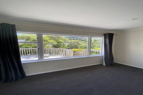 Photo of property in 11 Huia Street, Tawa, Wellington, 5028
